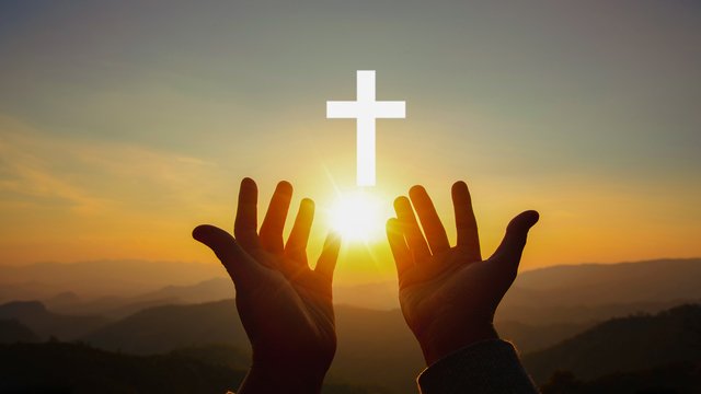 Oração para Colocar Sua Vida nas Mãos de Deus